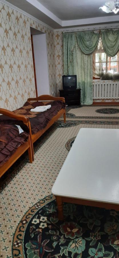 Hotel Sugd & Guest House Panjakent Bagian luar foto