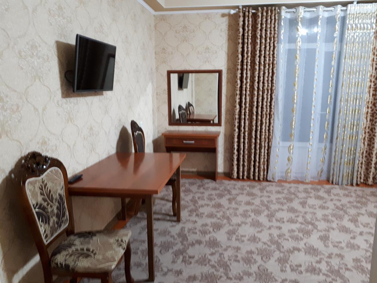 Hotel Sugd & Guest House Panjakent Bagian luar foto